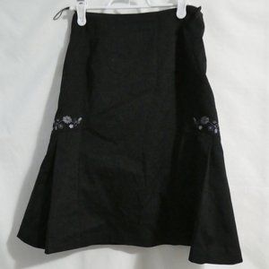 E & YOU size 4, black skirt with embroidered floral design, both sides, side zip